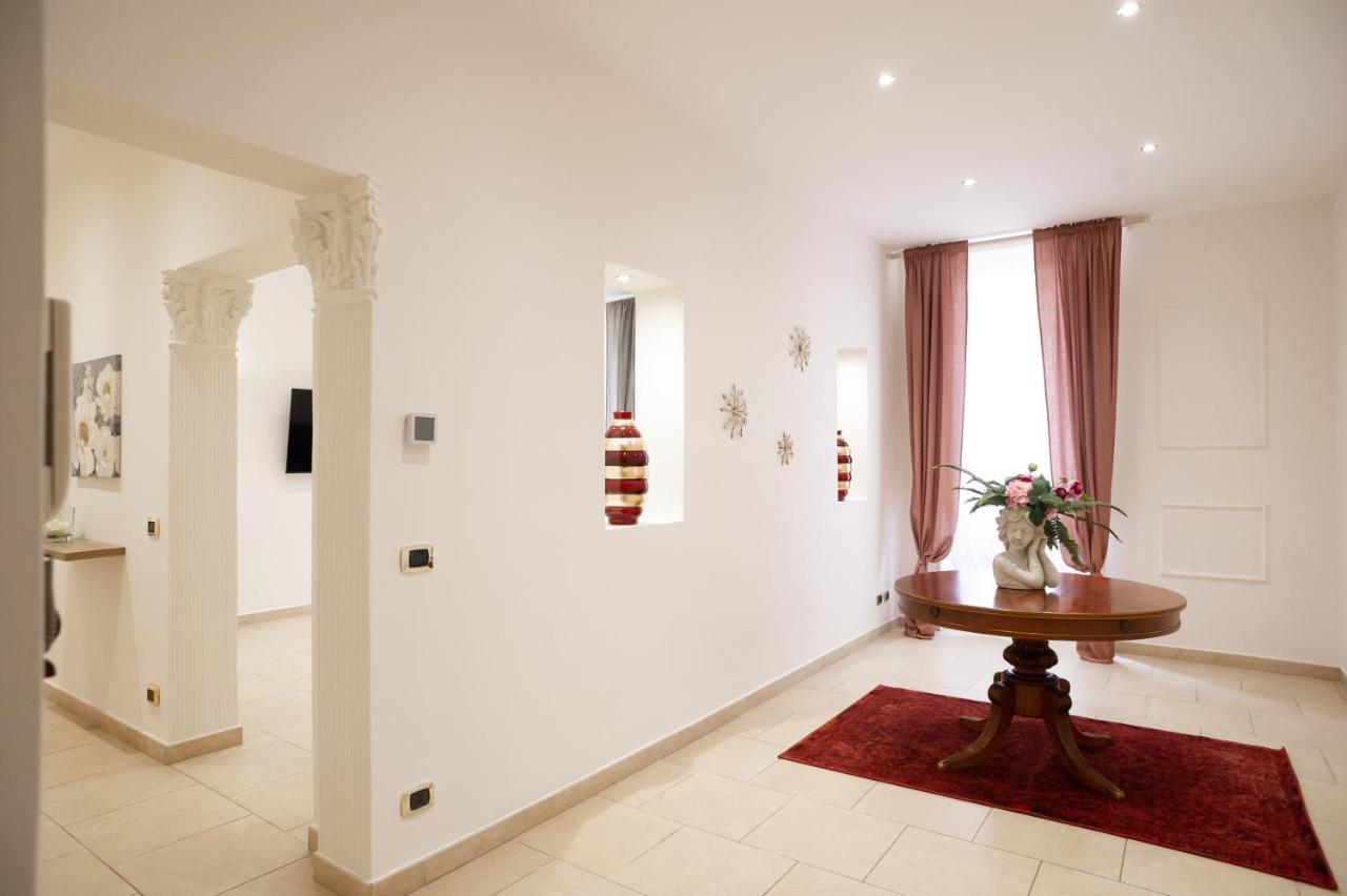 Internotre Luxury Apartment Bari Bagian luar foto