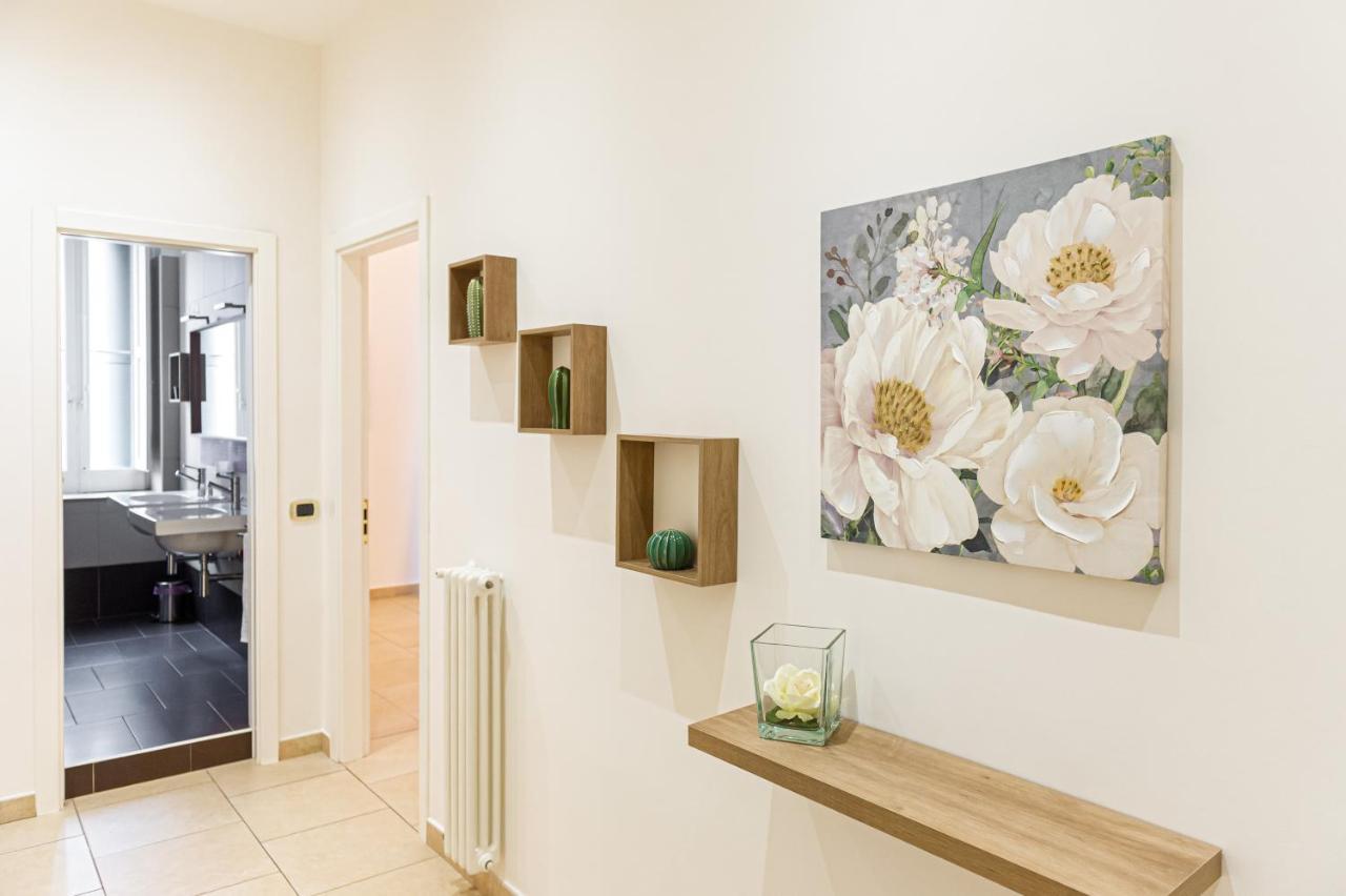 Internotre Luxury Apartment Bari Bagian luar foto
